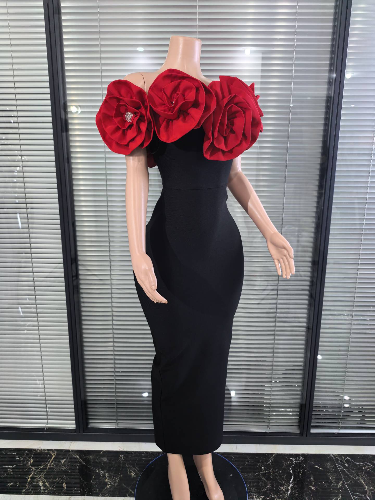 Красно-белое женское сексуальн – обзор и цена Women'S Red Formal Wear